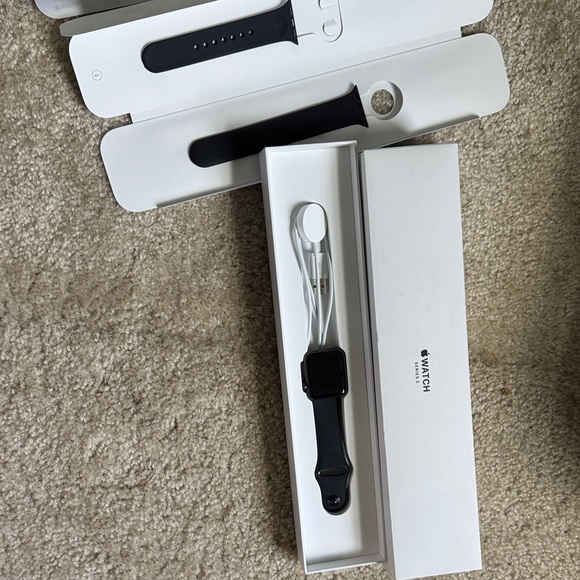 Apple Smartwatch Series 3 with Black Band